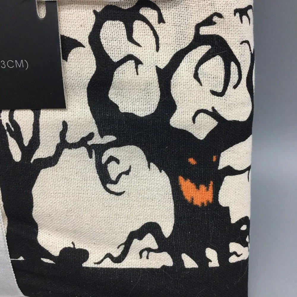 Cynthia Rowley Halloween Tablecloth Haunted House Spooky Tree Flying Witch 60x84